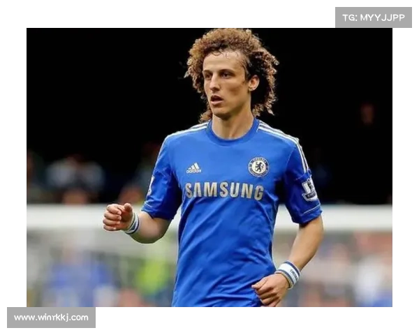 大卫路易斯的场上位置分析与职业生涯转型详解